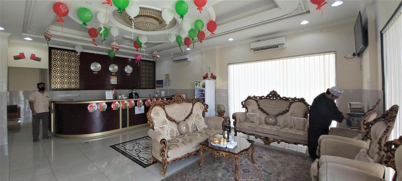 مسقط Al Dhiyafa Palace Hotel Apartments قصر الضيافة للشقق الفندقية المظهر الخارجي الصورة